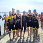 Squadra Cus al triathlon di lido delle nazioni 2025